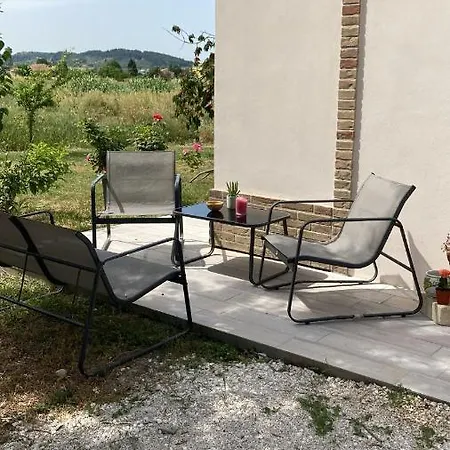 Casale Della Rosa Bed and Breakfast Λορέτο